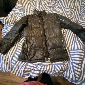 Marmot puffer used
